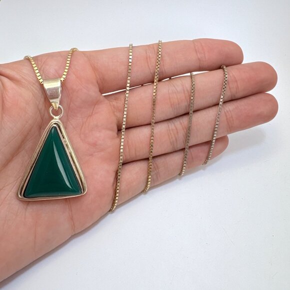VTG Sterling Silver 925 Green Onyx Triangle Pendant Necklace Size 30" Length - Picture 9 of 14
